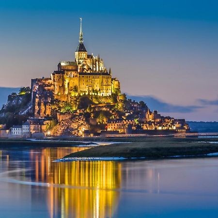 Charmant Logement T2 A 2 Pas De La Mer Granville Kültér fotó