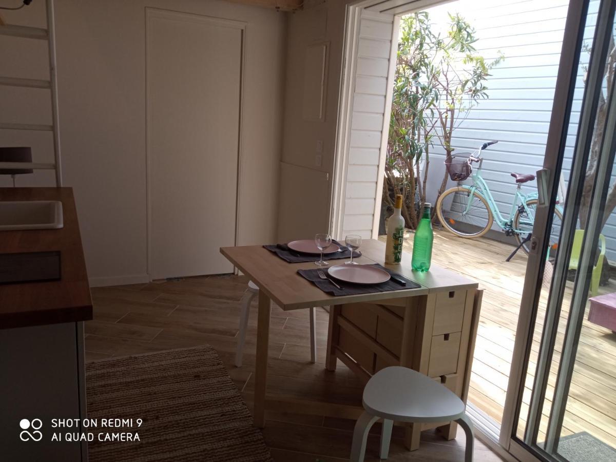 Charmant Logement T2 A 2 Pas De La Mer Granville Kültér fotó