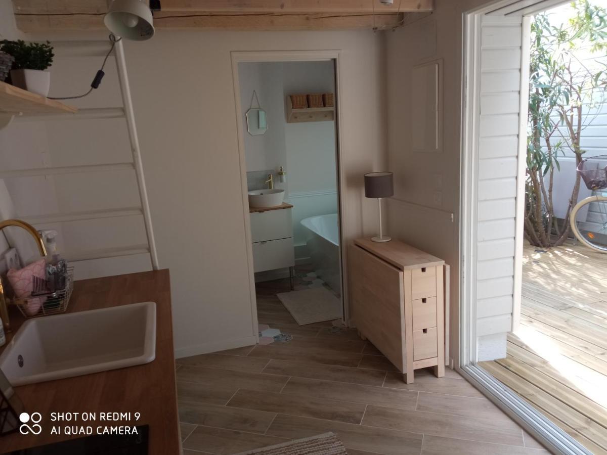 Charmant Logement T2 A 2 Pas De La Mer Granville Kültér fotó